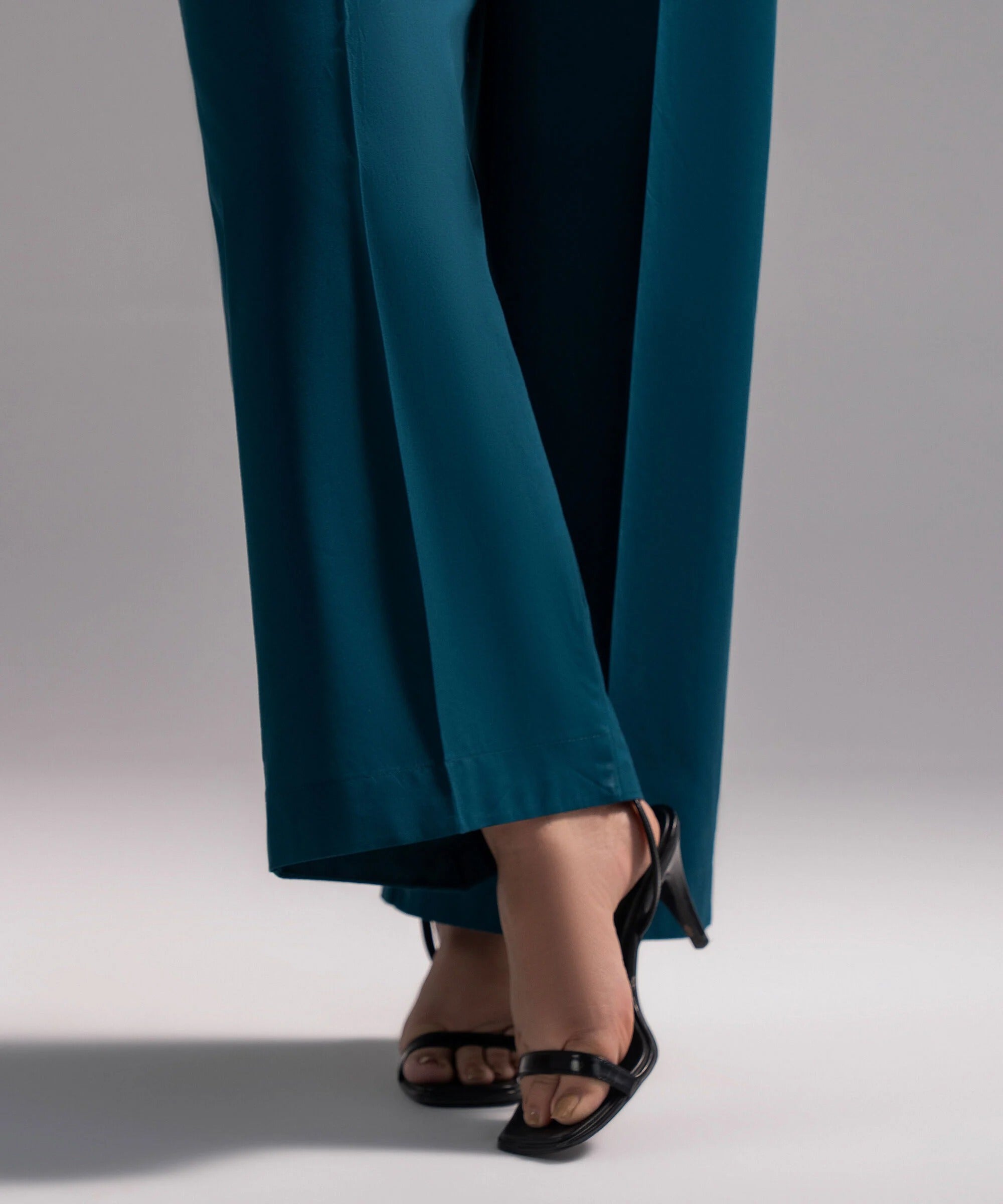 Deep Teal Solid-Color Cotton Trouser