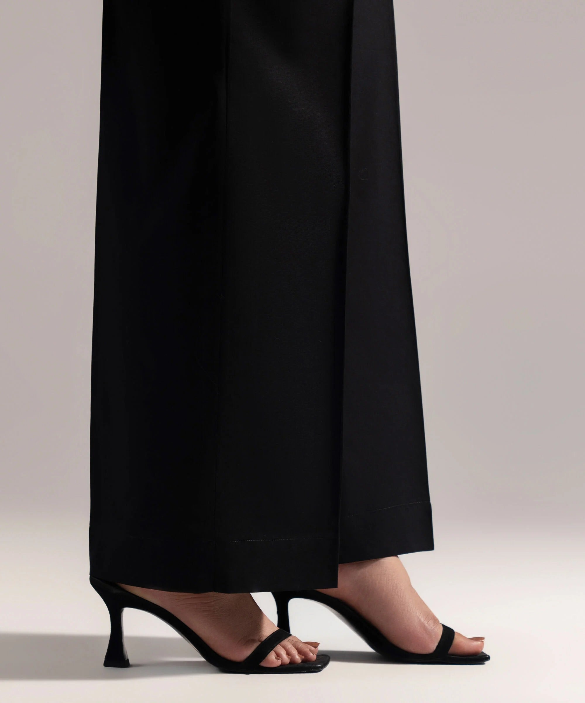 Jet Black Solid-Color Cotton Trouser